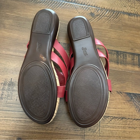 G.H. Bass & Co. Women’s NWT Red Leather Strappy Sandals Size 9 M - Picture 4 of 5